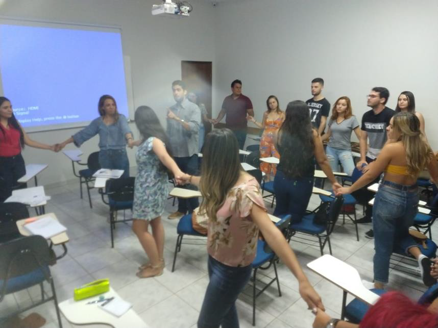DRAMATIZAÇÃO POLIMERIZAÇÃO DAS RESINAS COMPOSTAS